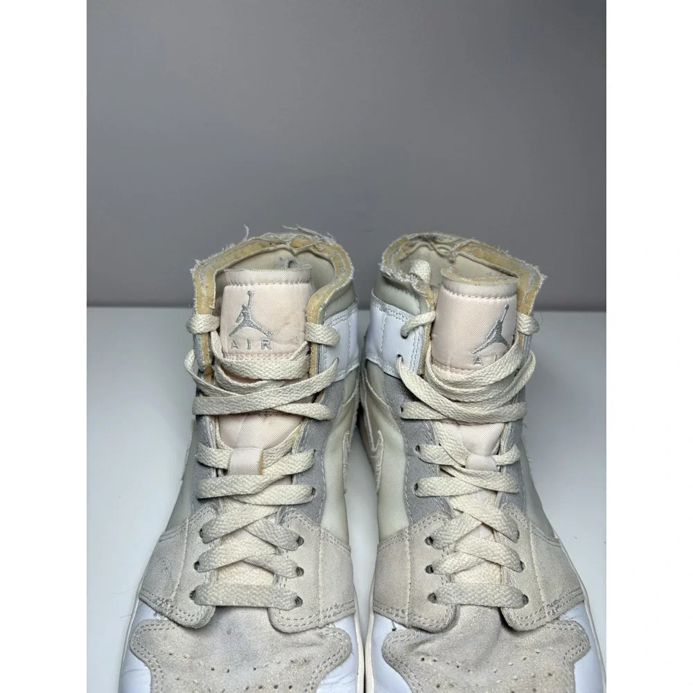 Air Jordan 1 Mid SE 